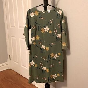 Old Navy sz L 3/4 sleeve green floral dress NWOT